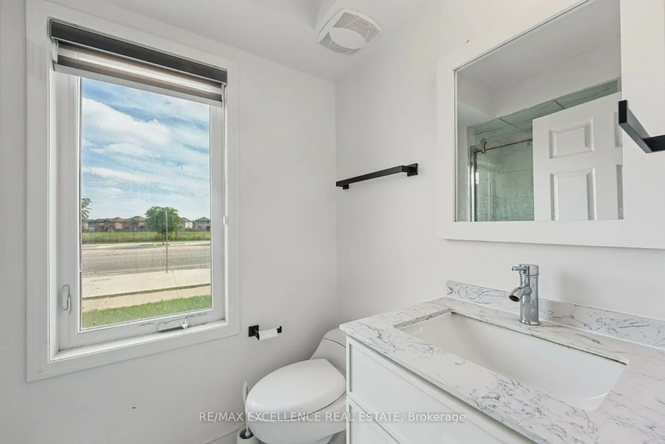 470, Remembrance, Northwest Brampton, Brampton