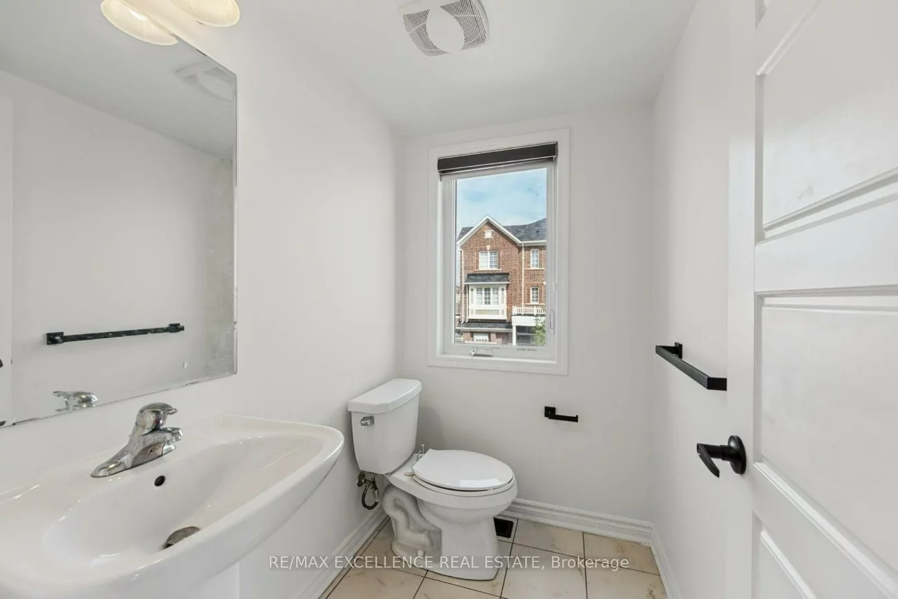 470, Remembrance, Northwest Brampton, Brampton