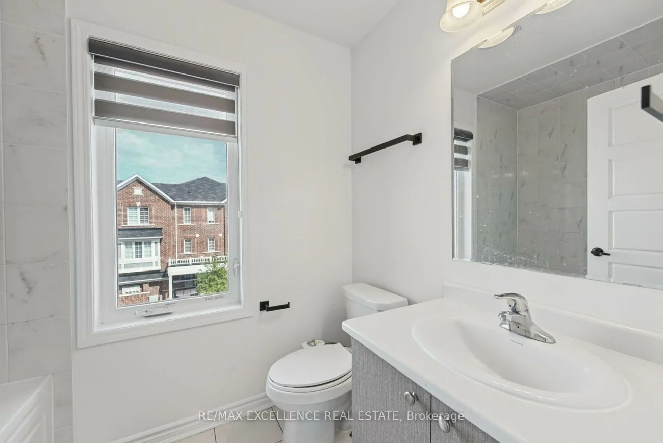 470, Remembrance, Northwest Brampton, Brampton