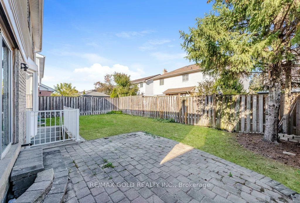47, Mikado, Central Park, Brampton