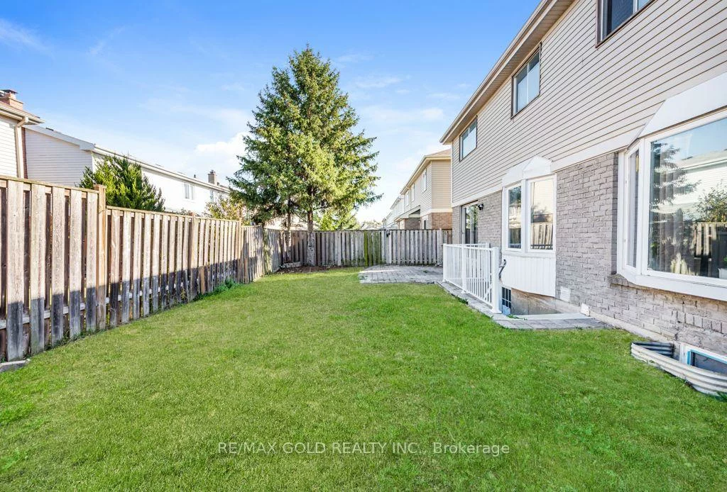 47, Mikado, Central Park, Brampton