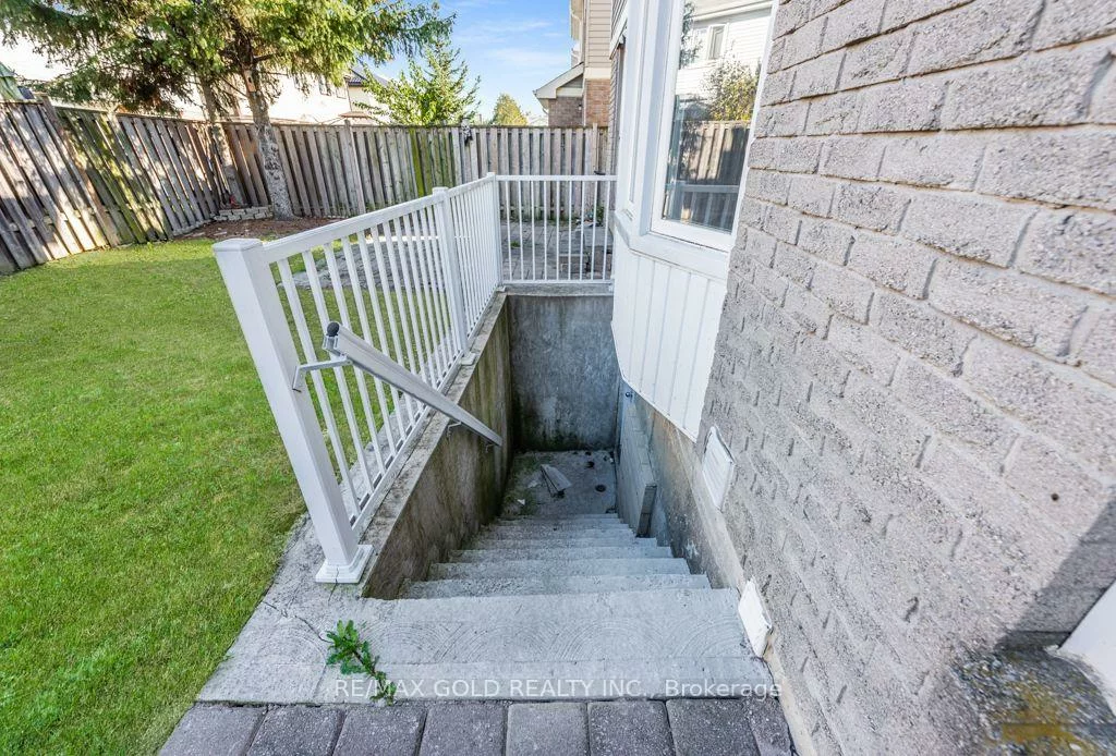 47, Mikado, Central Park, Brampton