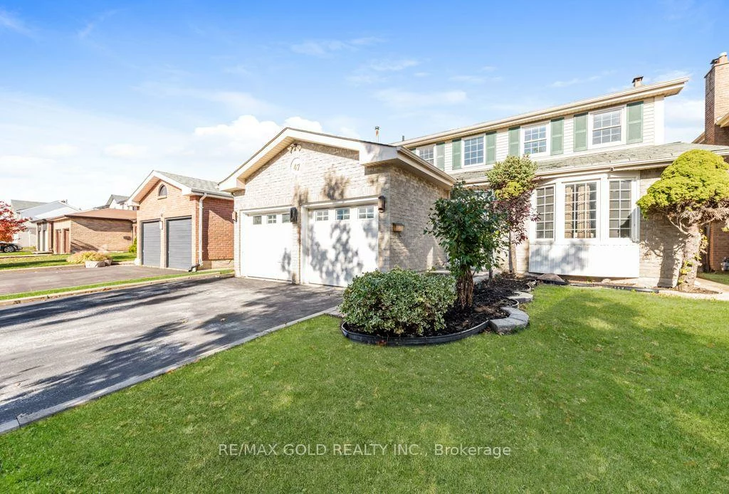 47, Mikado, Central Park, Brampton