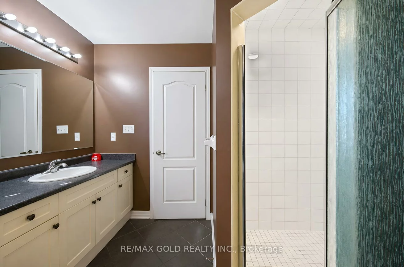 48, Bevington, Northwest Brampton, Brampton