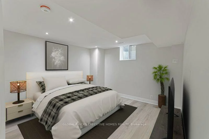 122, Pappain, Snelgrove, Brampton