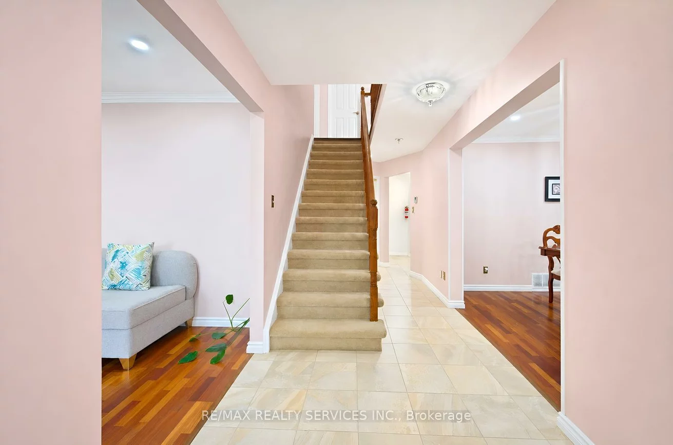 5, Nimrod, Westgate, Brampton