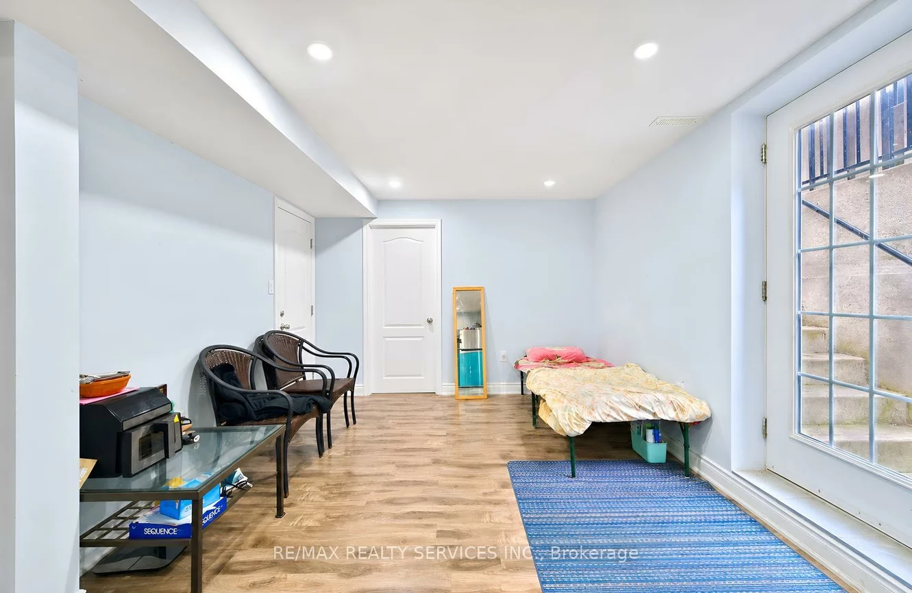 5, Nimrod, Westgate, Brampton