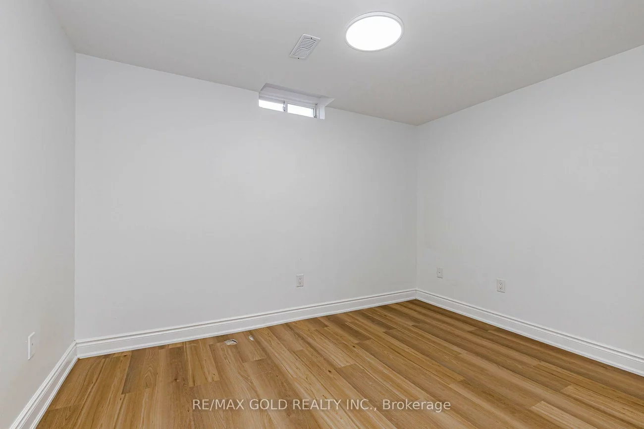 1, Orangegrove, Fletcher's Meadow, Brampton