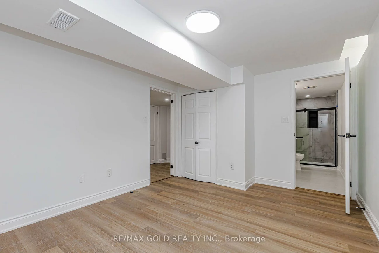 1, Orangegrove, Fletcher's Meadow, Brampton
