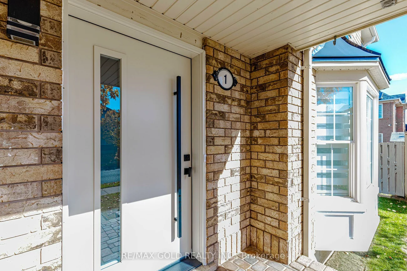 1, Orangegrove, Fletcher's Meadow, Brampton