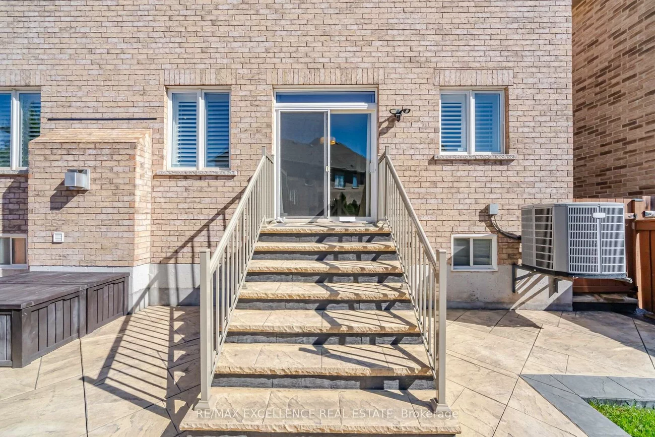13, Sage Meadow, Credit Valley, Brampton