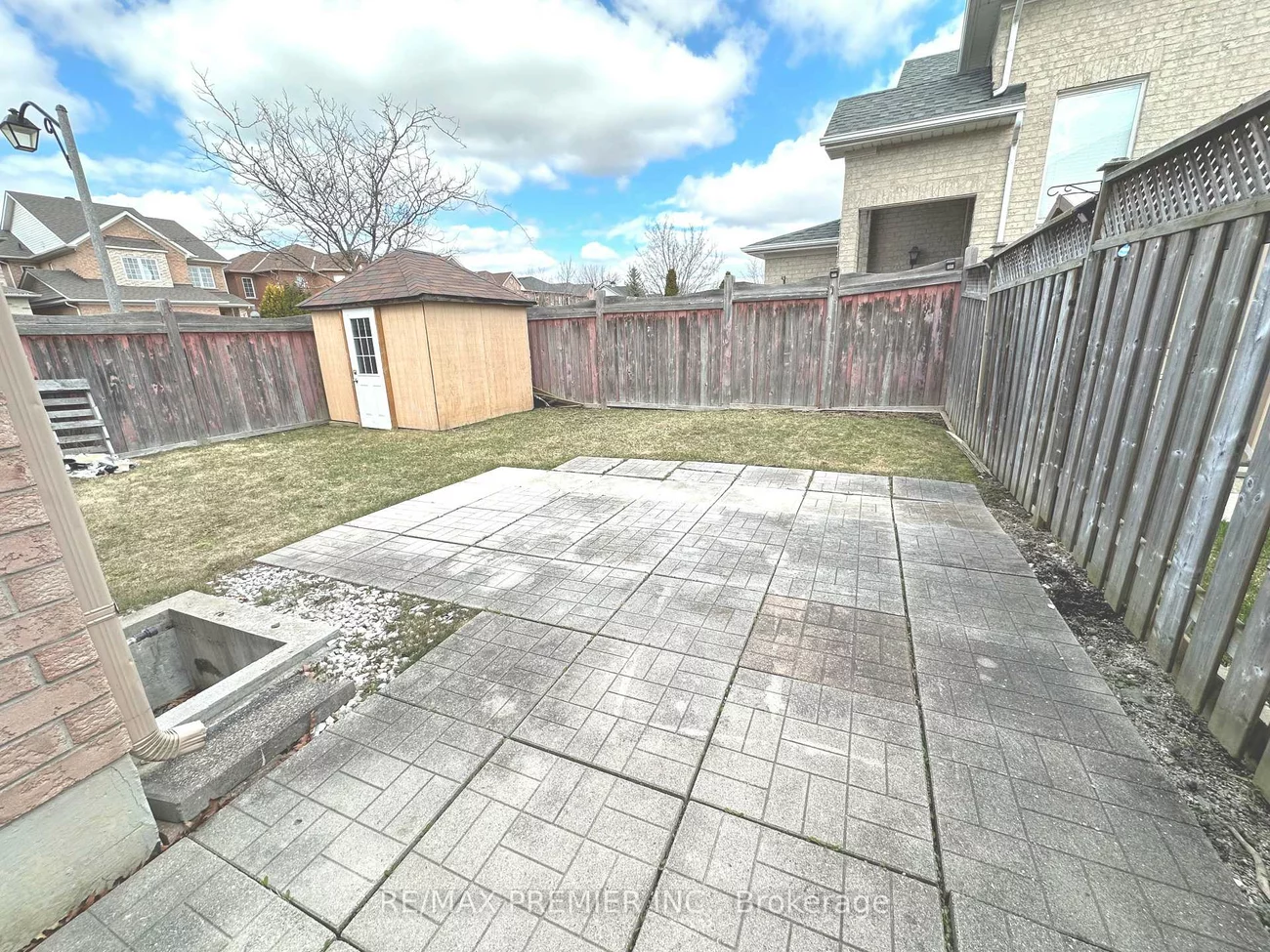 29, Ewart, Bolton North, Caledon