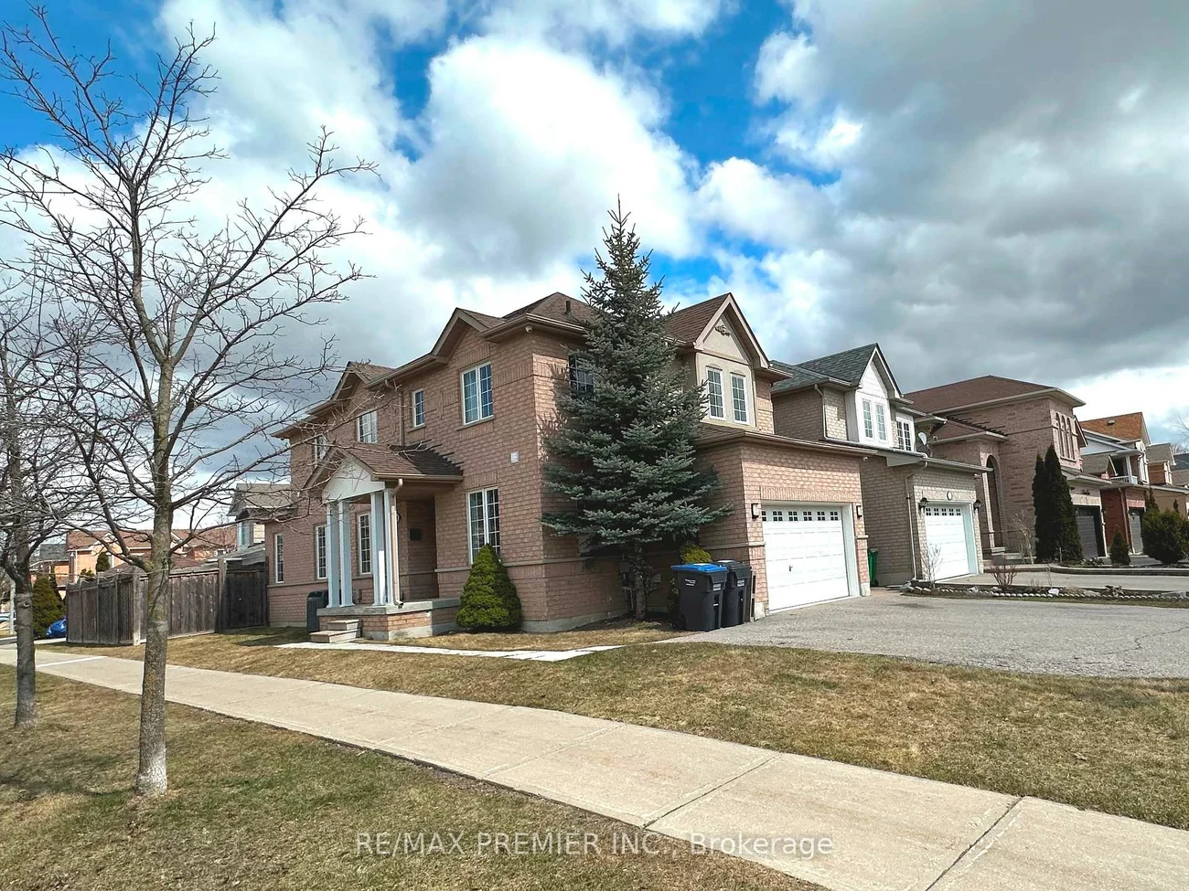 29, Ewart, Bolton North, Caledon