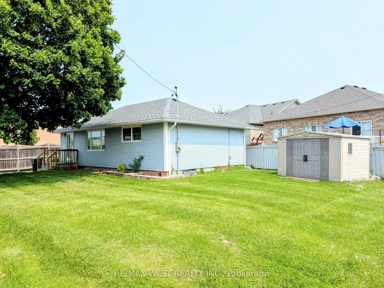 38, Shore, Bolton West, Caledon