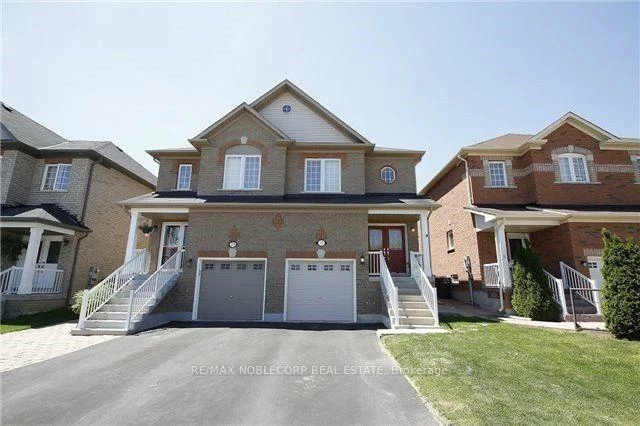 18, Silvervalley, Bolton North, Caledon