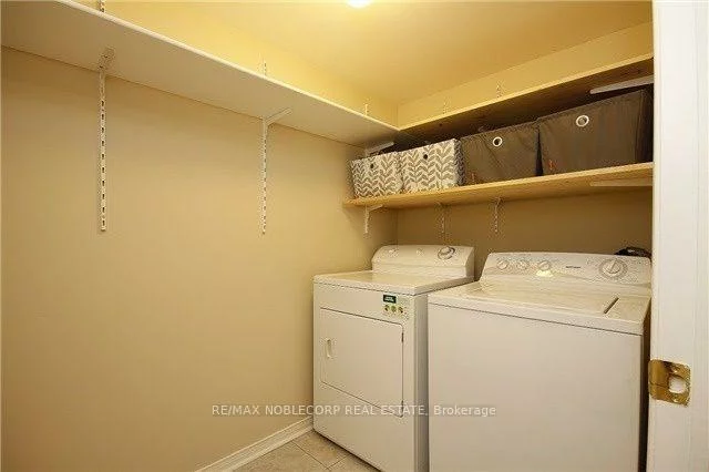 18, Silvervalley, Bolton North, Caledon