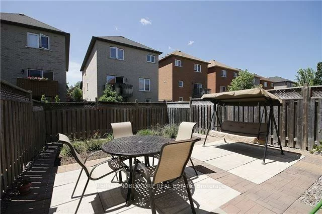 18, Silvervalley, Bolton North, Caledon