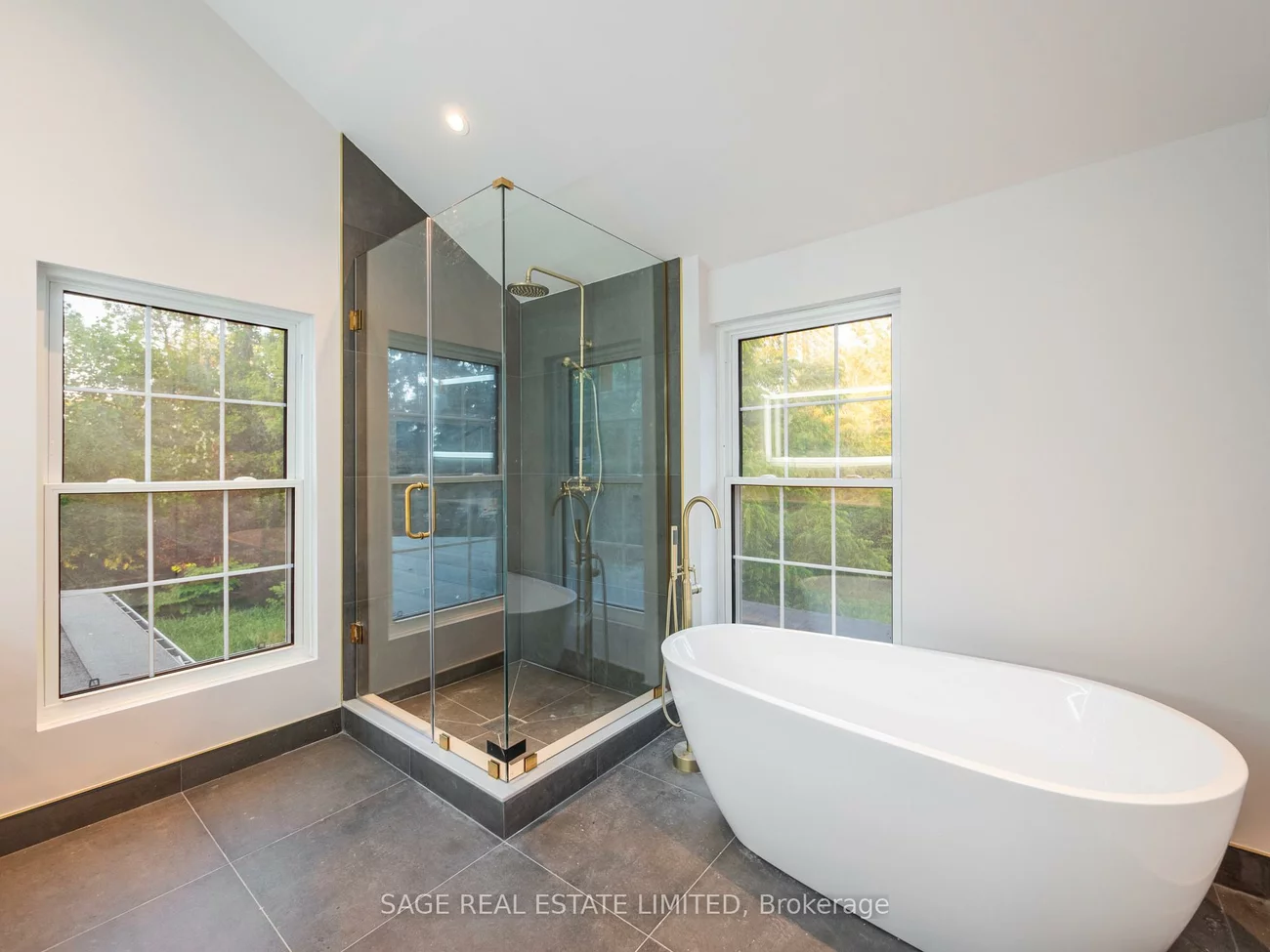 14, Emma, Caledon East, Caledon