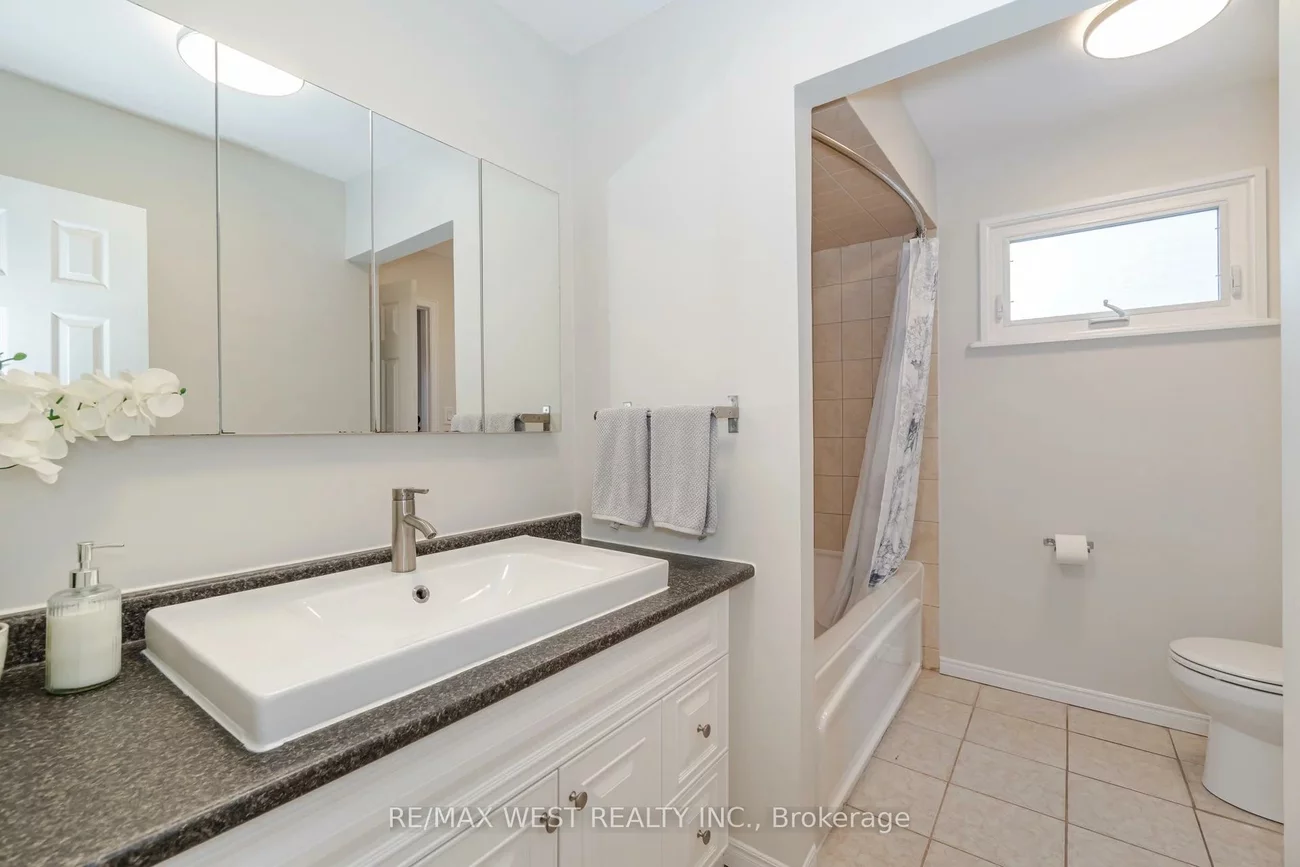 75, Wright, Bolton North, Caledon