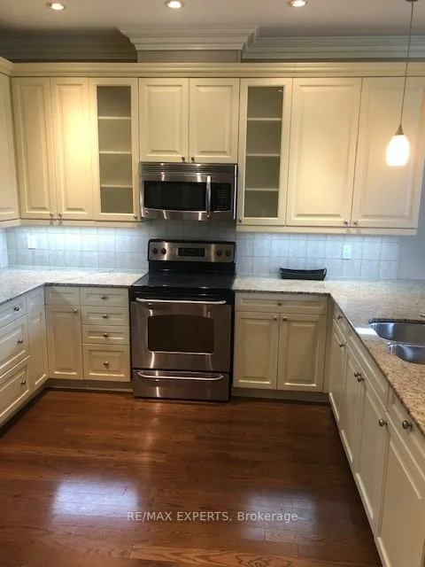 110, Rolling Hills, Bolton West, Caledon