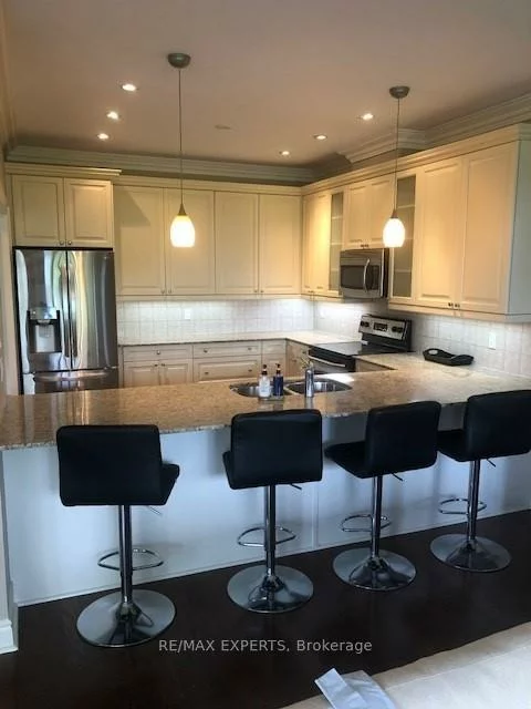 110, Rolling Hills, Bolton West, Caledon