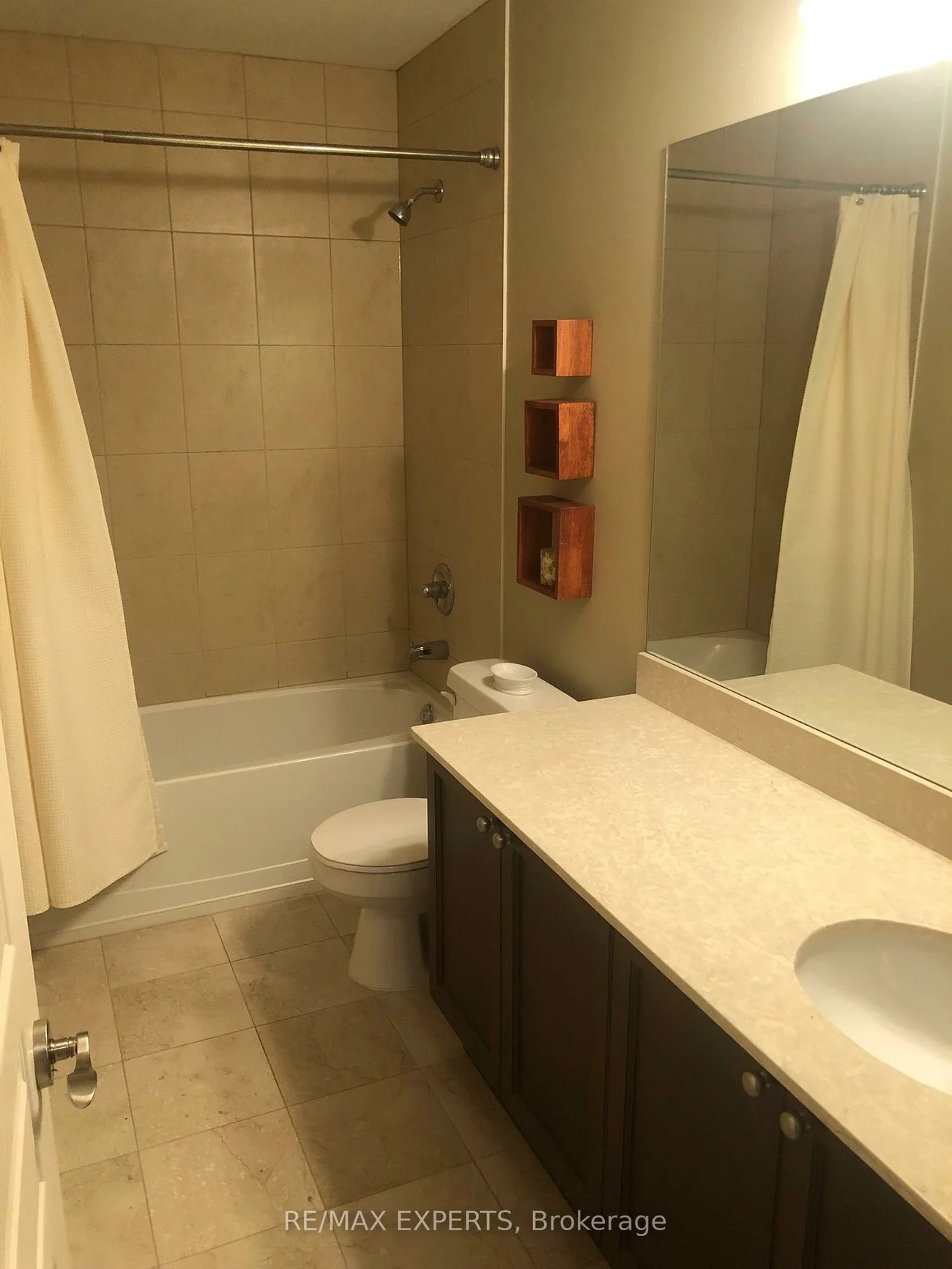 110, Rolling Hills, Bolton West, Caledon