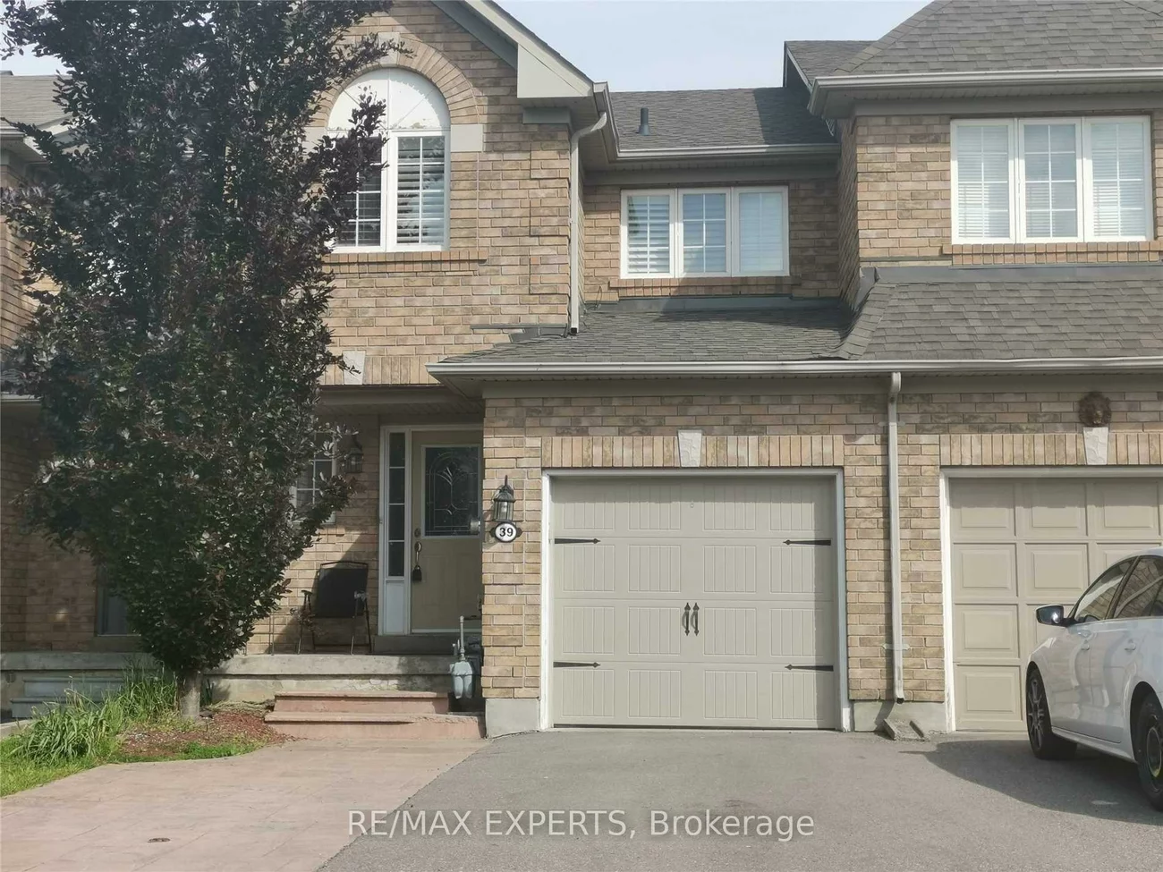 39, Mccreary, Bolton East, Caledon