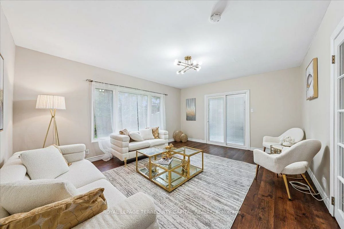 4, Downey, Bolton East, Caledon