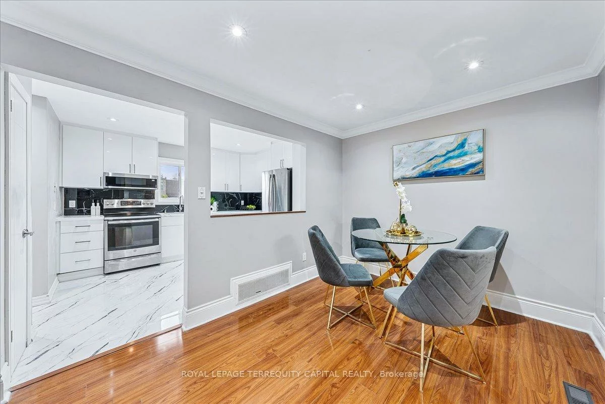 4, Downey, Bolton East, Caledon