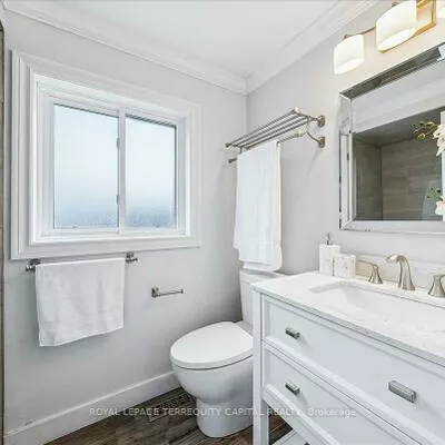 4, Downey, Bolton East, Caledon