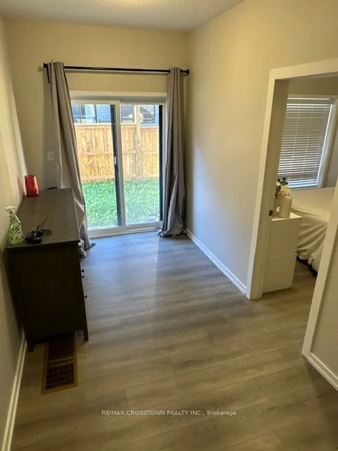 16, Heathrow, Bolton East, Caledon