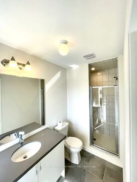 16, Heathrow, Bolton East, Caledon