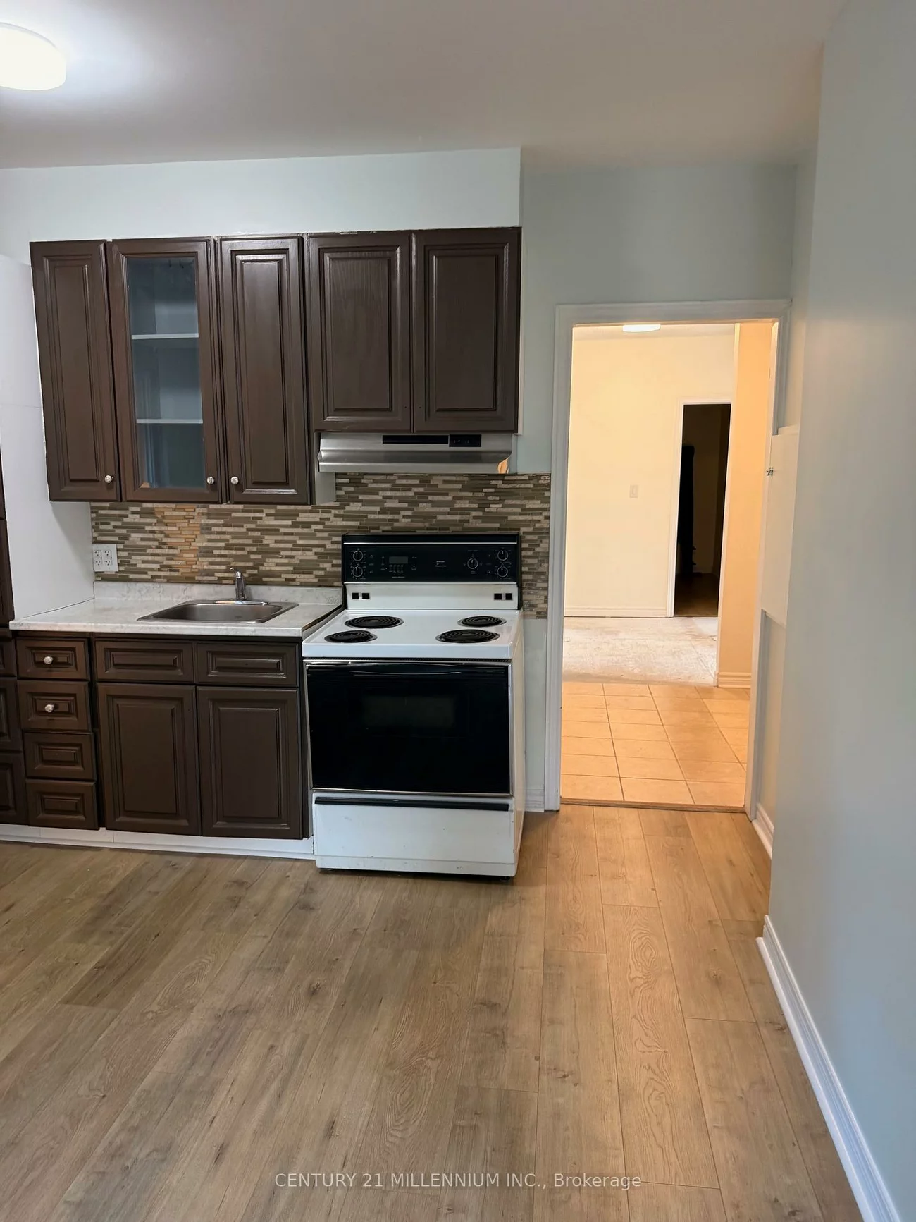 1529, Queen, Alton, Caledon