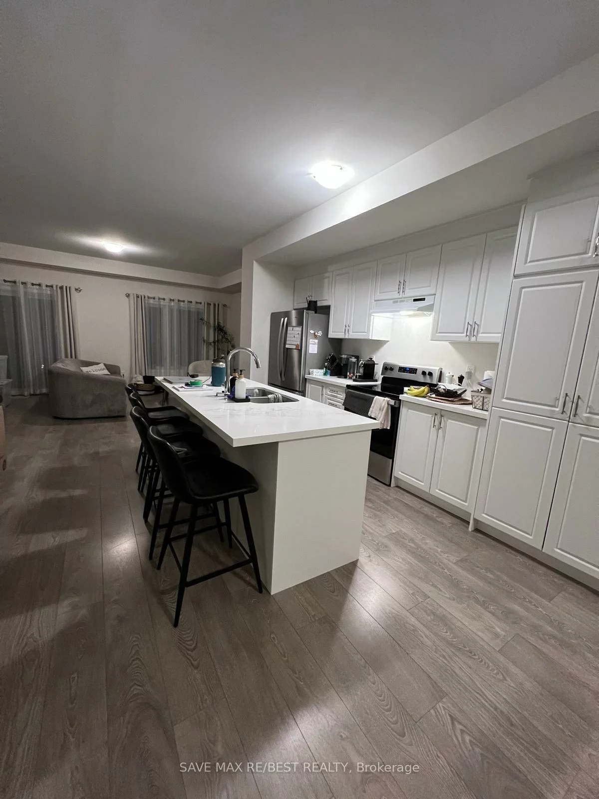 10, Heathrow, Bolton East, Caledon