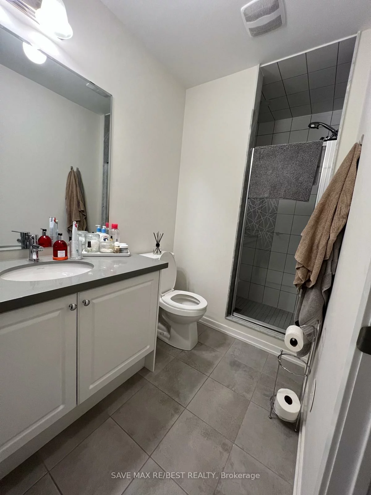 10, Heathrow, Bolton East, Caledon