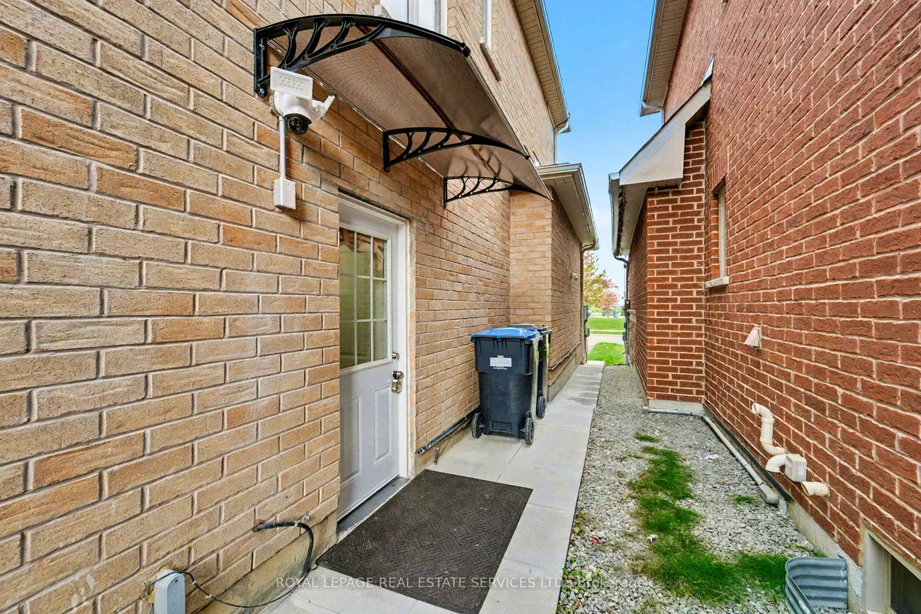 24, Pinedale, Rural Caledon, Caledon