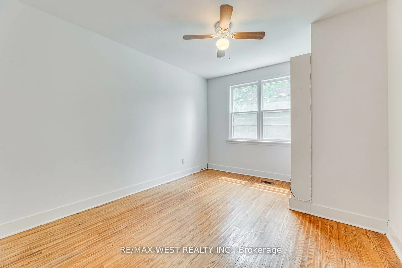 211, King, Bolton West, Caledon