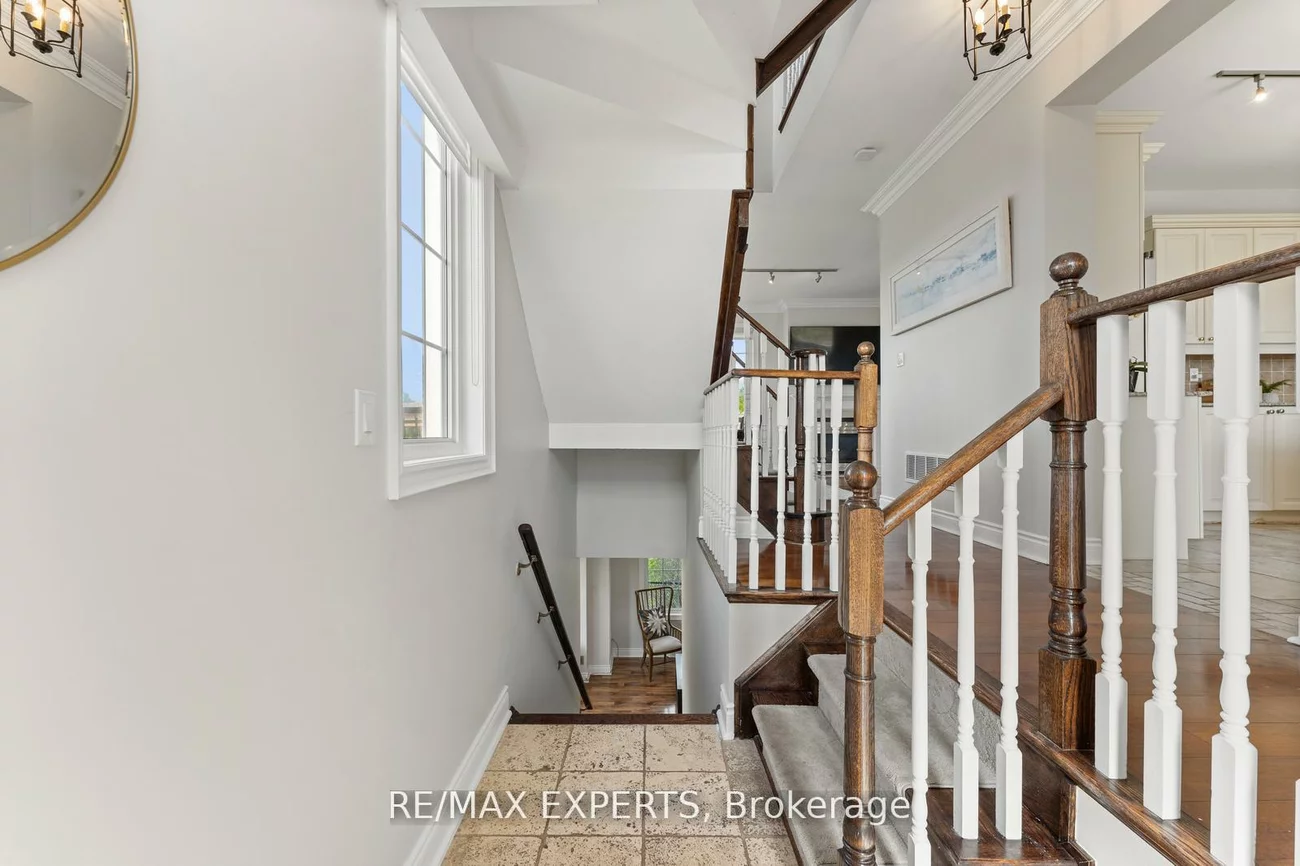 134, Rolling Hills, Bolton West, Caledon