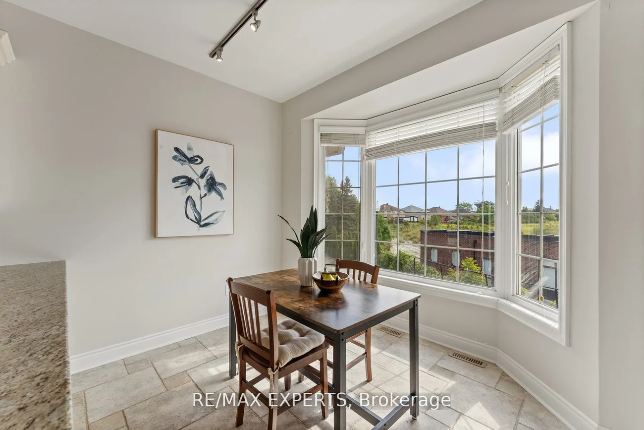 134, Rolling Hills, Bolton West, Caledon