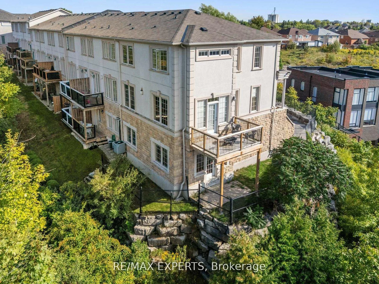 134, Rolling Hills, Bolton West, Caledon