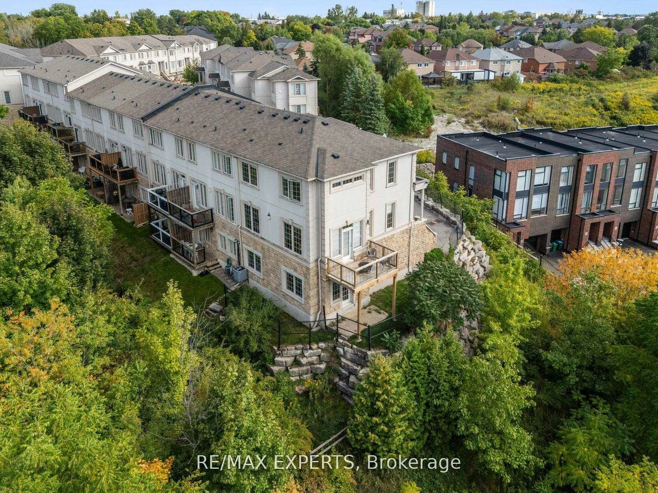 134, Rolling Hills, Bolton West, Caledon