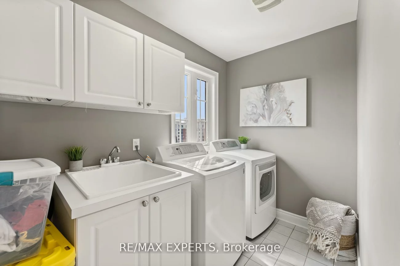 134, Rolling Hills, Bolton West, Caledon