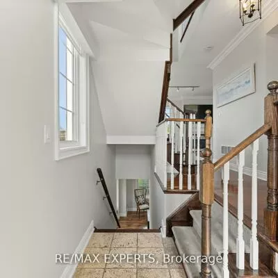 134, Rolling Hills, Bolton West, Caledon