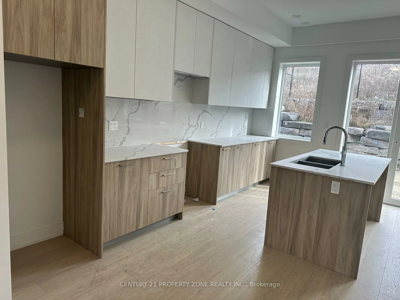 30, Desiree, Bolton East, Caledon