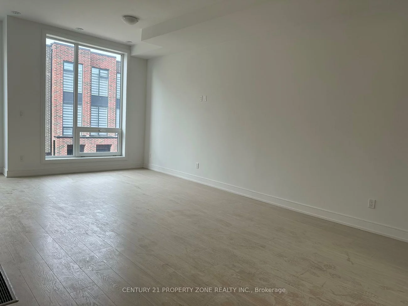 30, Desiree, Bolton East, Caledon