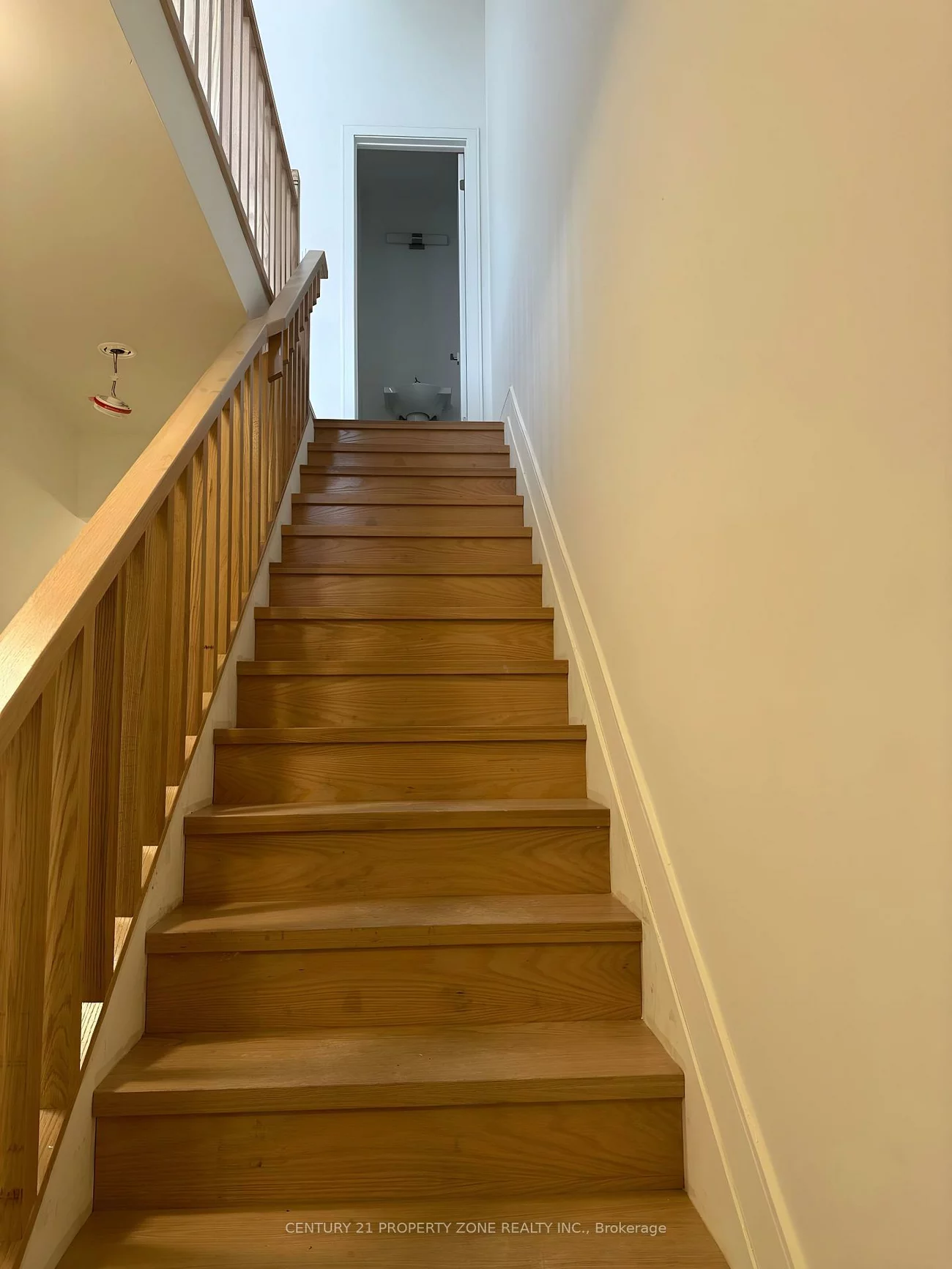 30, Desiree, Bolton East, Caledon