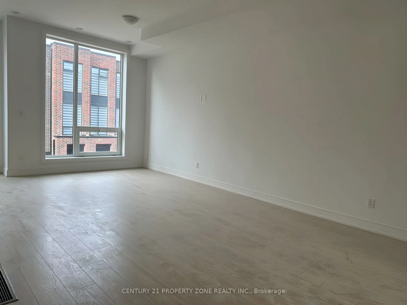 30, Desiree, Bolton East, Caledon