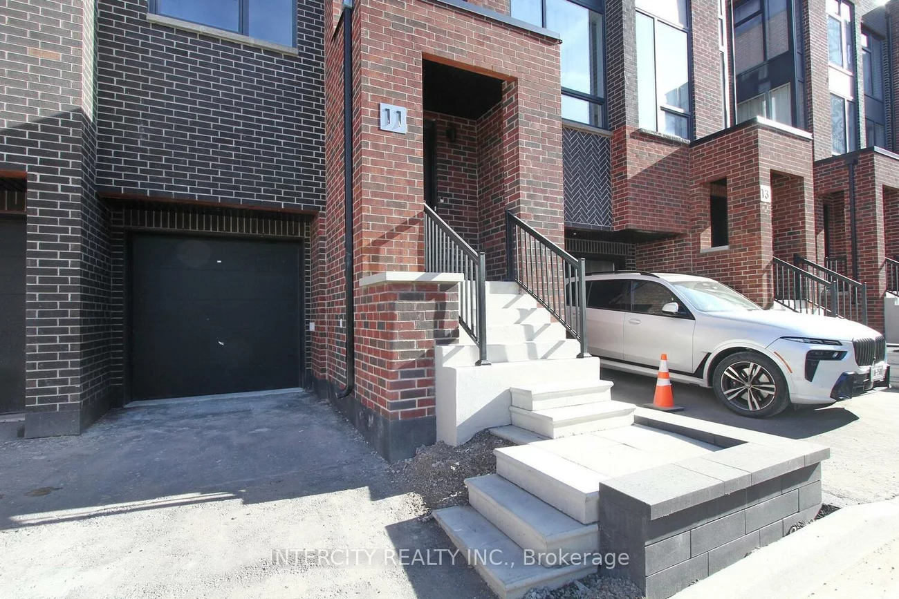 11, Desiree, Bolton West, Caledon