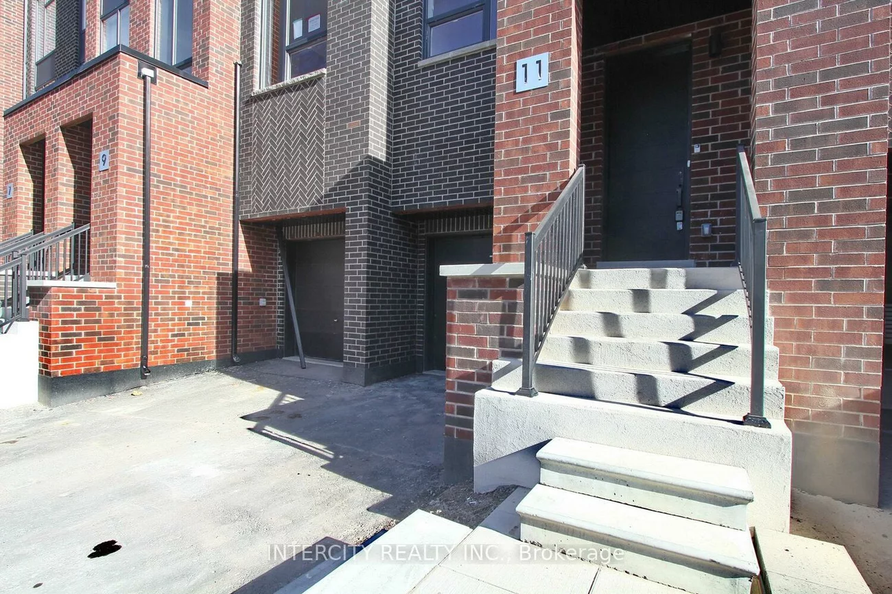 11, Desiree, Bolton West, Caledon