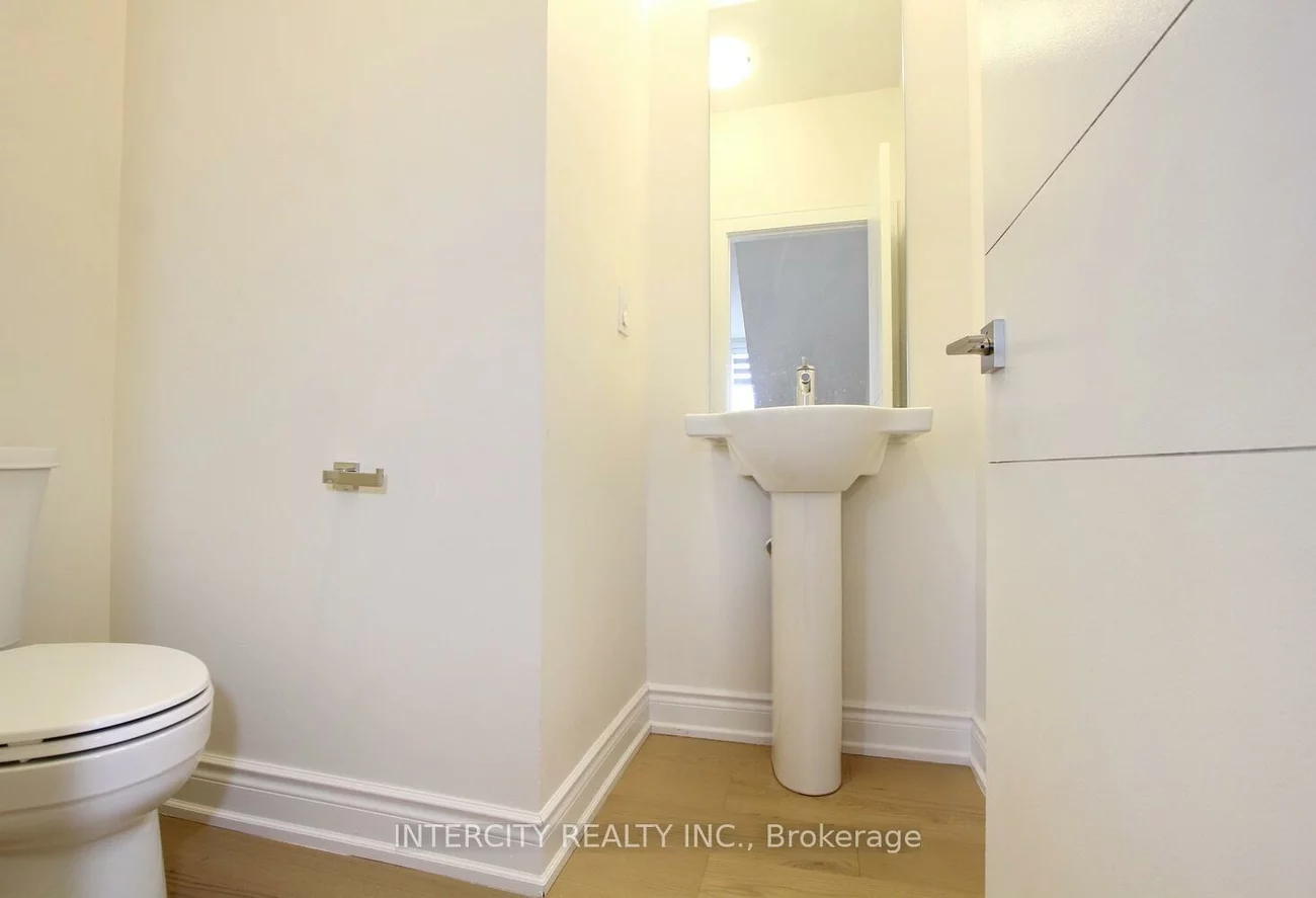 11, Desiree, Bolton West, Caledon